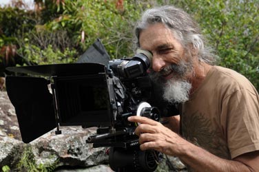 Edgard Navarro dirigindo O Homem que Não Dormia