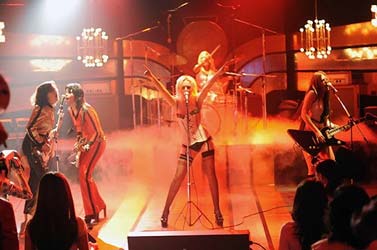 The Runaways - Garotas do Rock - Kristen Stewart e Dakota Fanning