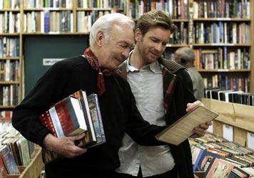 Toda Forma de Amor - Christopher Plummer e Ewan McGregor