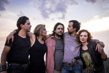 filme Entrando Numa Roubada