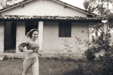 Ana - curta