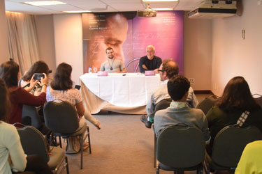 Entrevista coletiva Divaldo, o mensageiro da paz